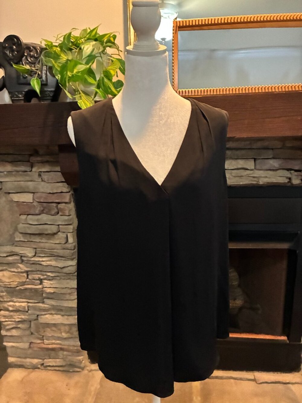 White House Black Market Black Women's Tank Blouse